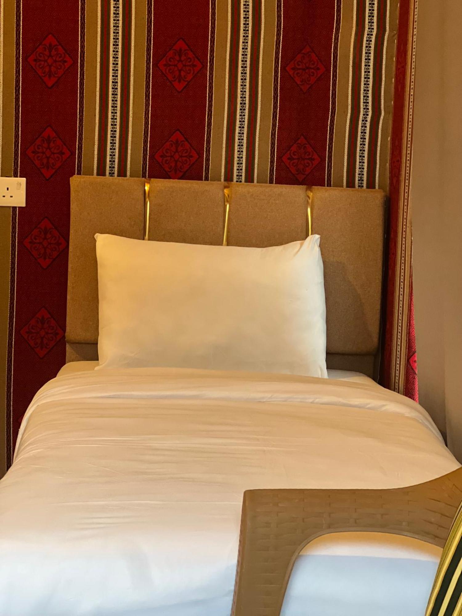 Rum Moon Luxury Camp Вади Рум Екстериор снимка